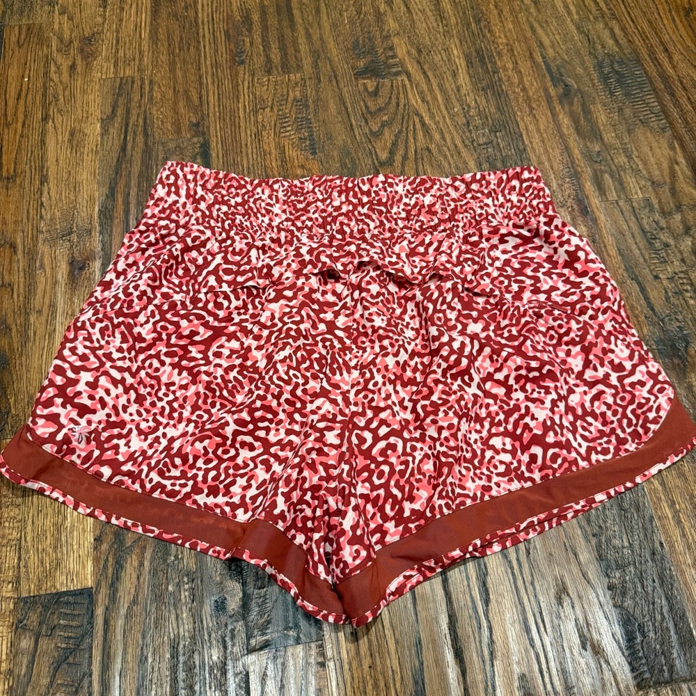 Athleta High Rise Mesh Racer Run Shorts - Picture 3 of 3